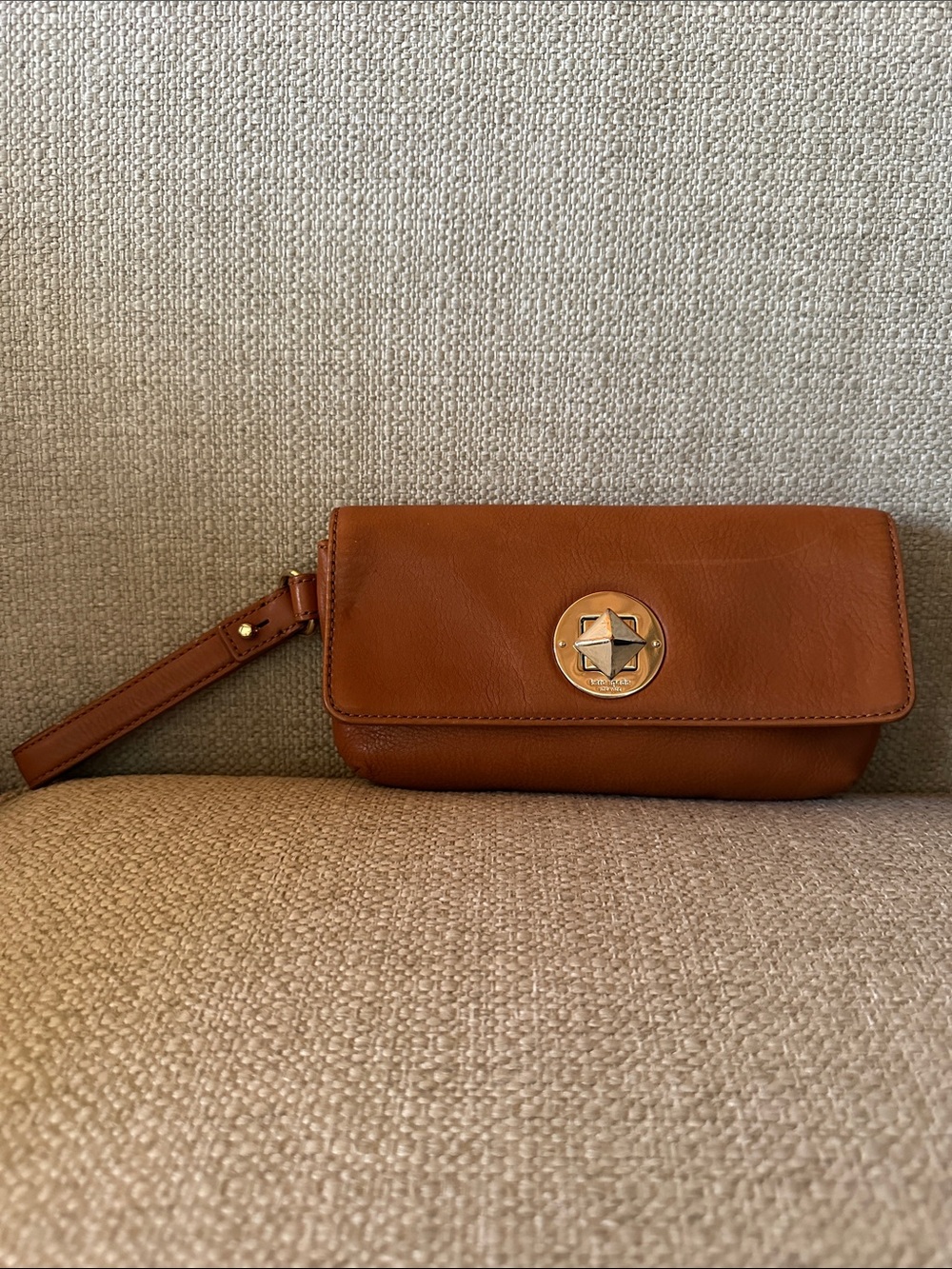 kate spade Christie Street Evan Saddle Leather Wristlet Clutch
